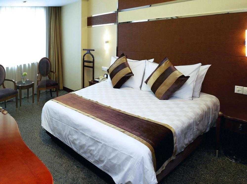Dynasty Hotel Уенжоу Екстериор снимка