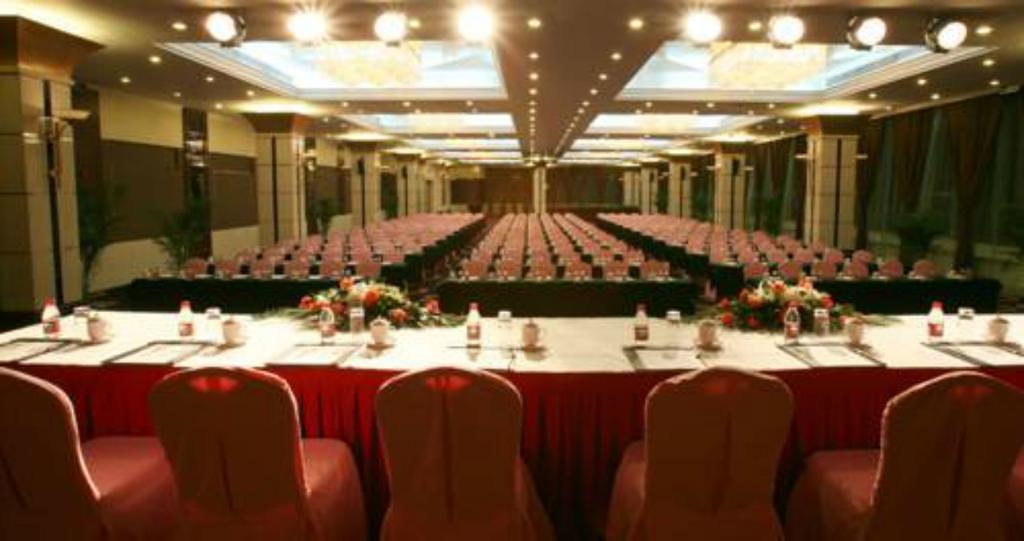 Dynasty Hotel Уенжоу Екстериор снимка