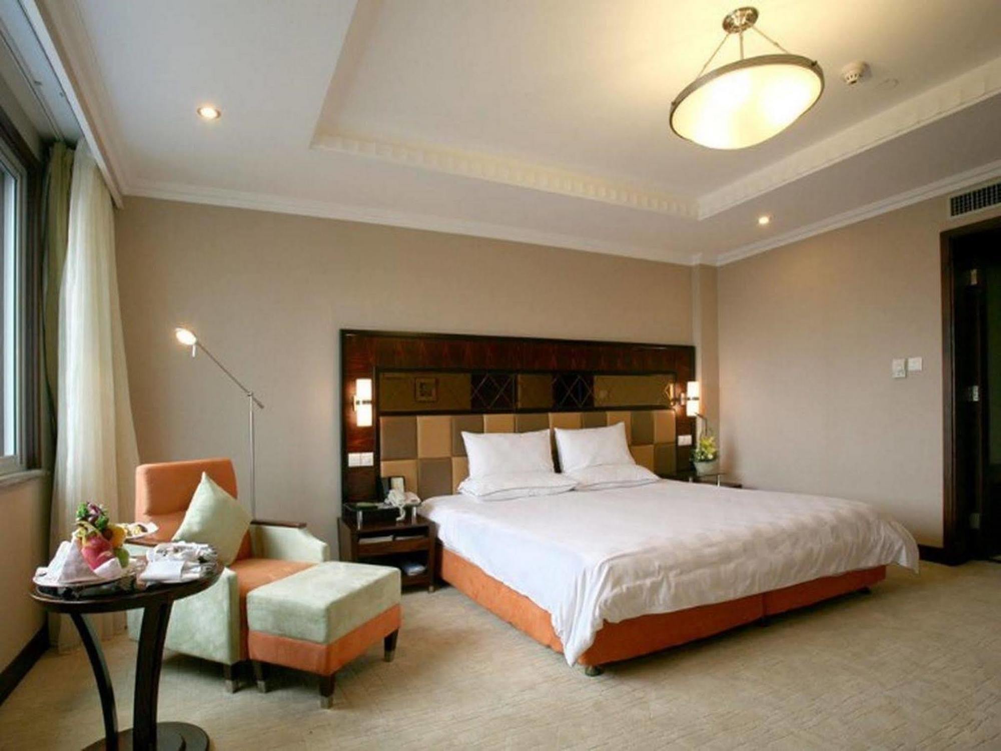 Dynasty Hotel Уенжоу Екстериор снимка